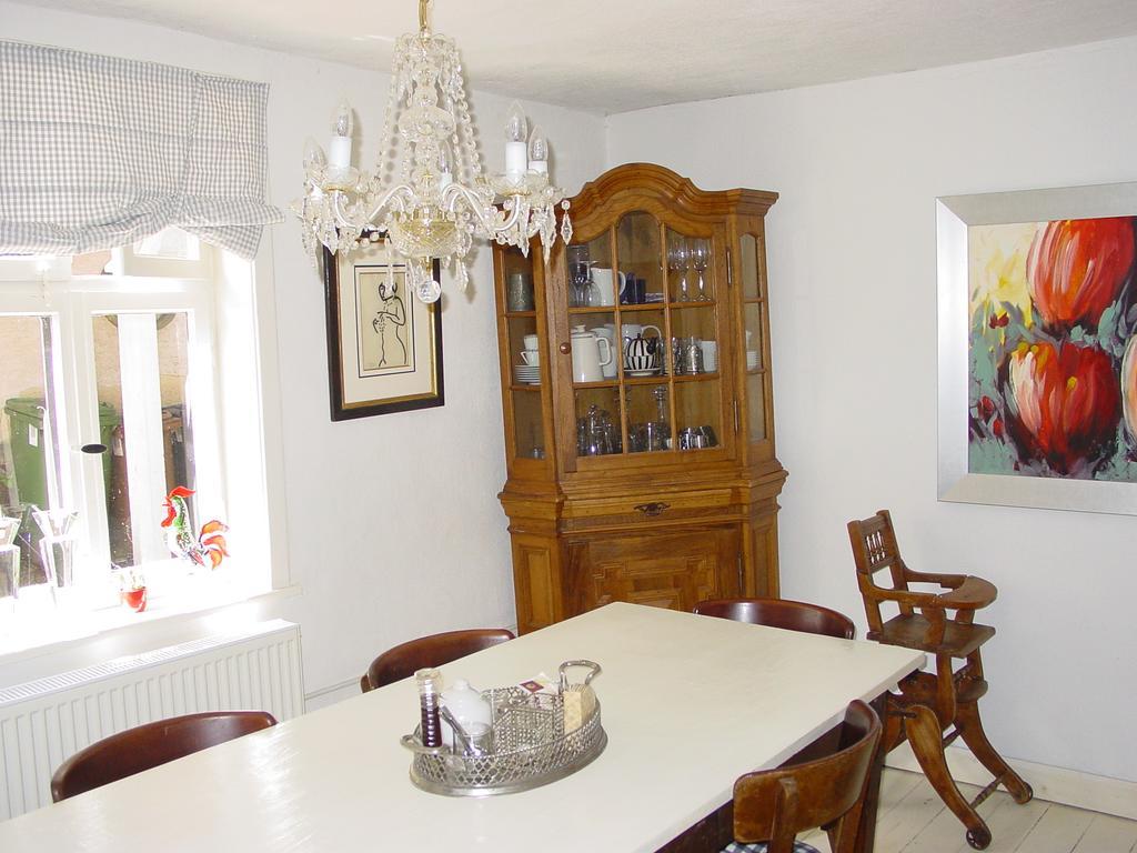 Robert'S Bed & Breakfast Helmarshausen ภายนอก รูปภาพ
