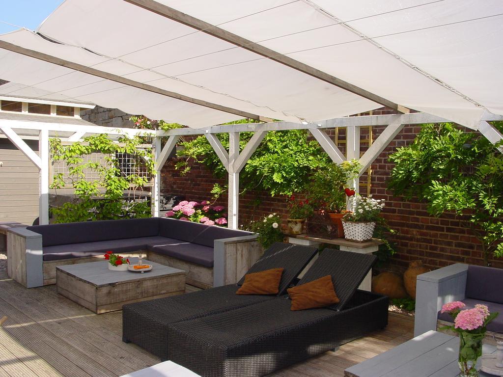 Robert'S Bed & Breakfast Helmarshausen ภายนอก รูปภาพ